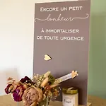 La Chocolaterie Bed & Breakfast Roly